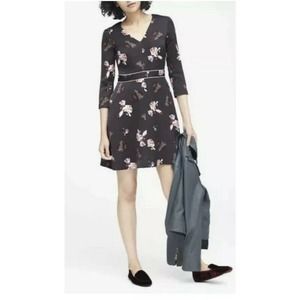 Banana republic women’s 0 gray floral V-neck fit flare sheath dress QQ
